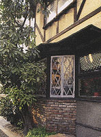 �A���~�M�������[